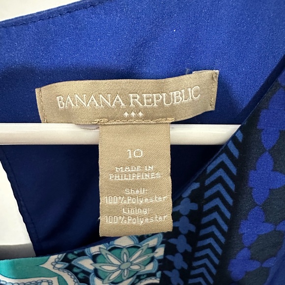 Banana Republic Factory Blue Medallion Shift Dress - Picture 7 of 8
